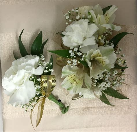 gold boutonniere and corsage